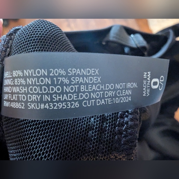 Torrid Underwire Wrap Front Swim Dress  Black Size 0x C/D NWT - Picture 17 of 17